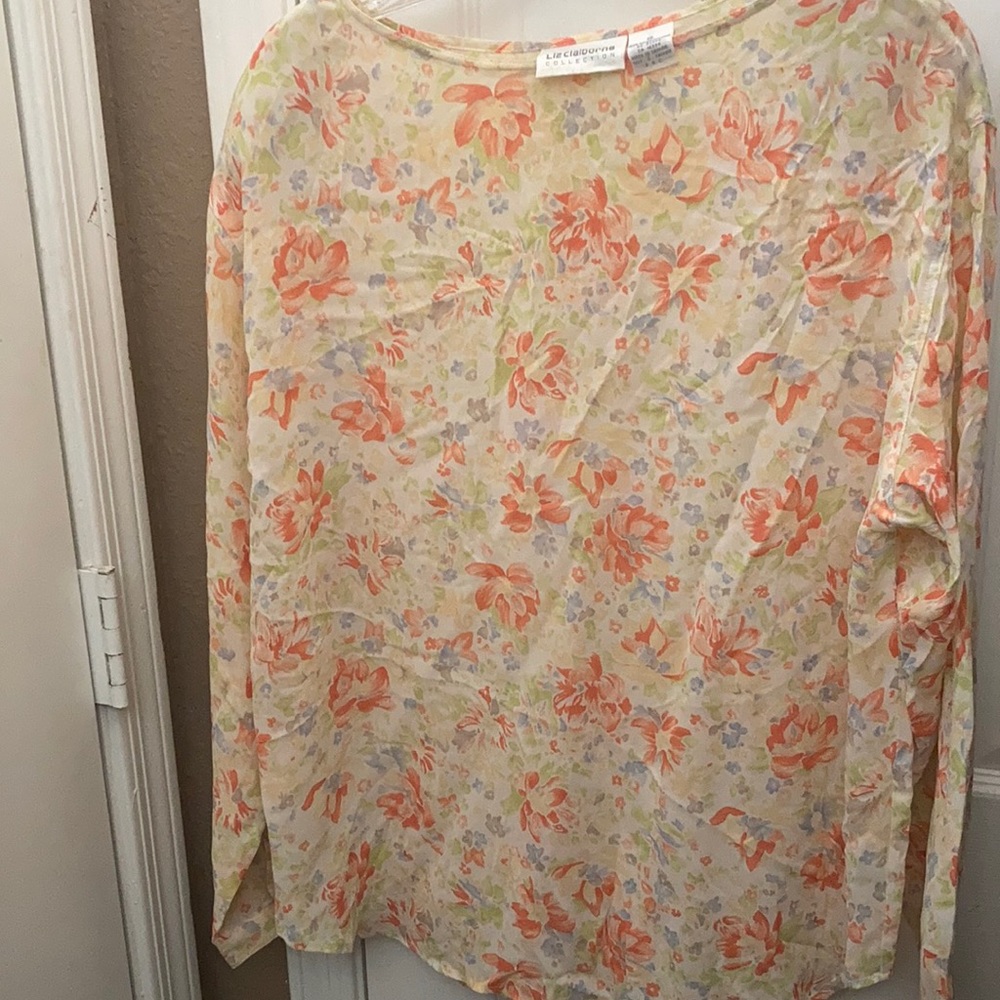 FINAL MARKDOWN Liz Claiborne soft print top 12